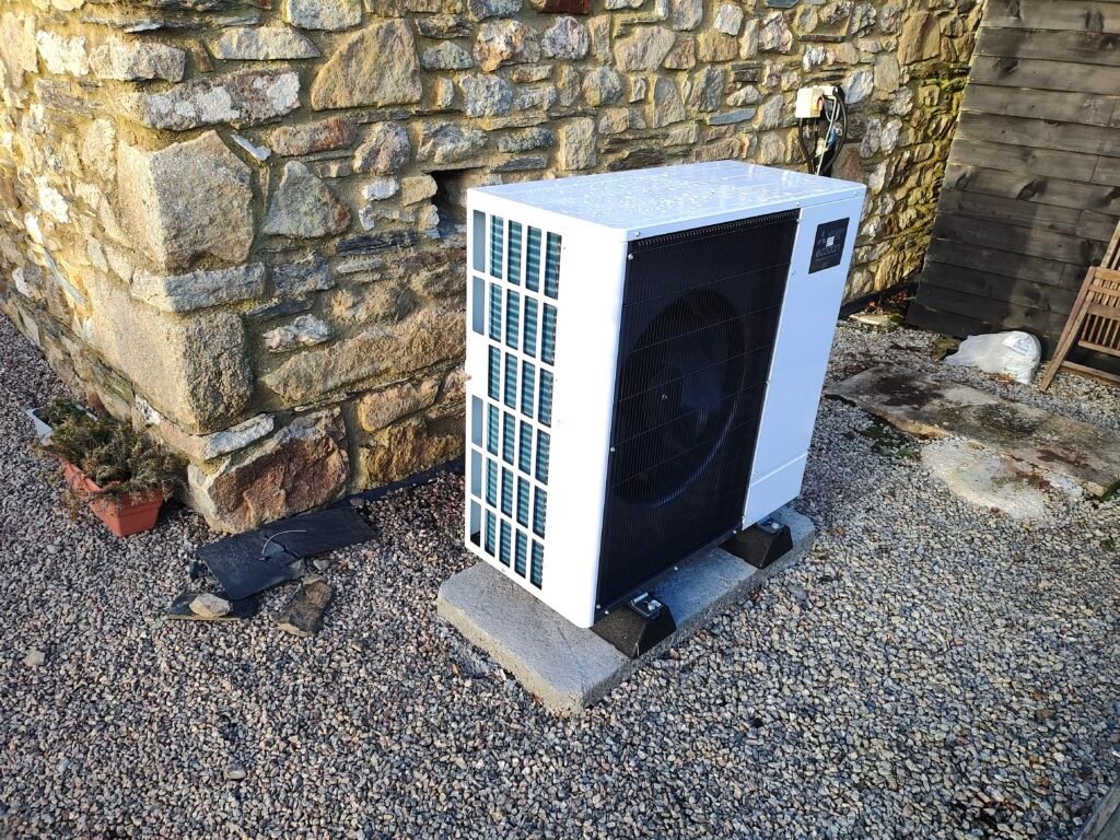 Heat Pump Grants in the UK: Eligibility, Funding and How to Apply (2026)